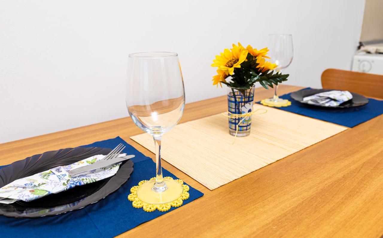 Lovely 1Bd Apartment Close To The Summer Theatre Plovdiv Kültér fotó