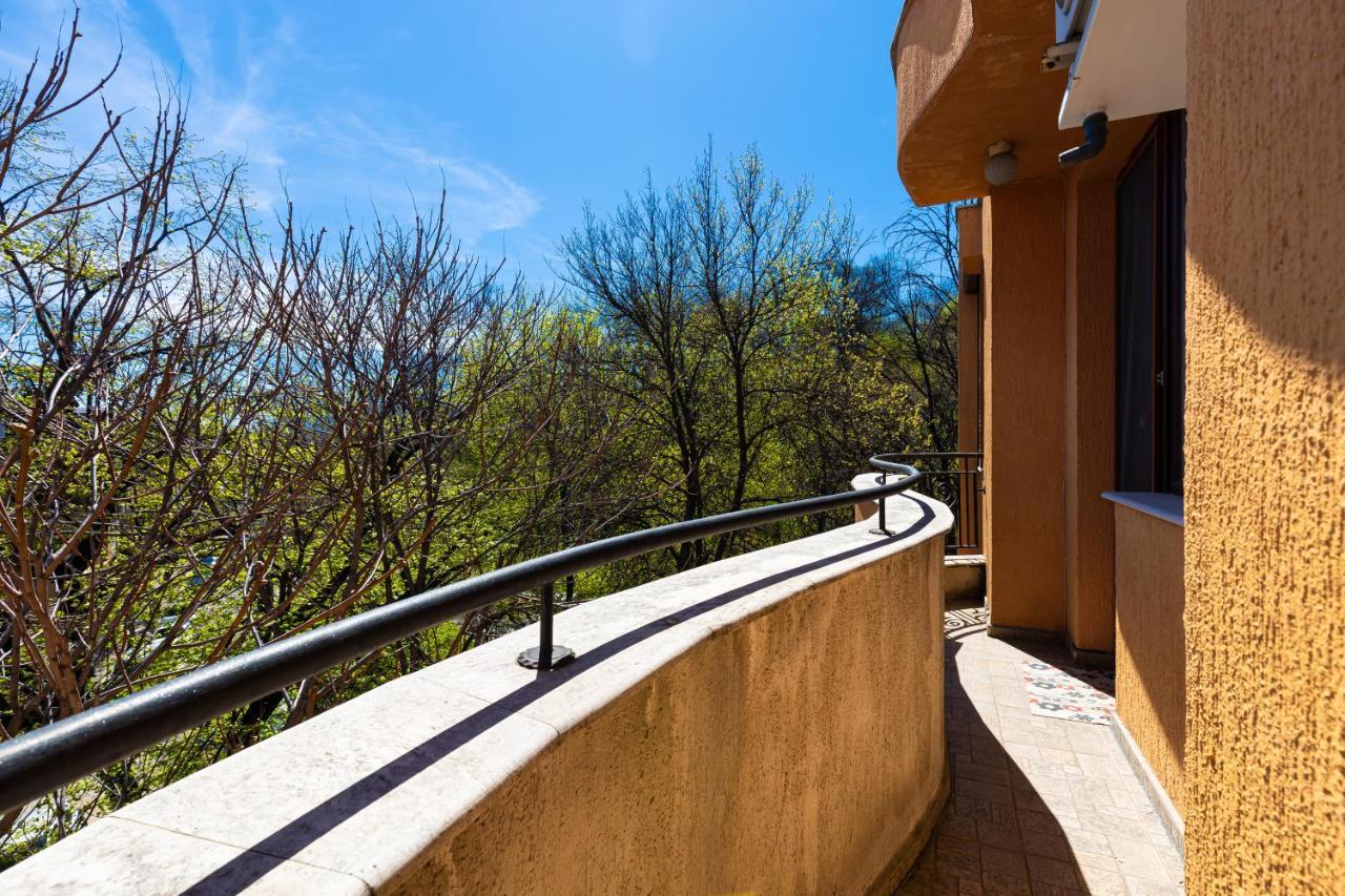Lovely 1Bd Apartment Close To The Summer Theatre Plovdiv Kültér fotó